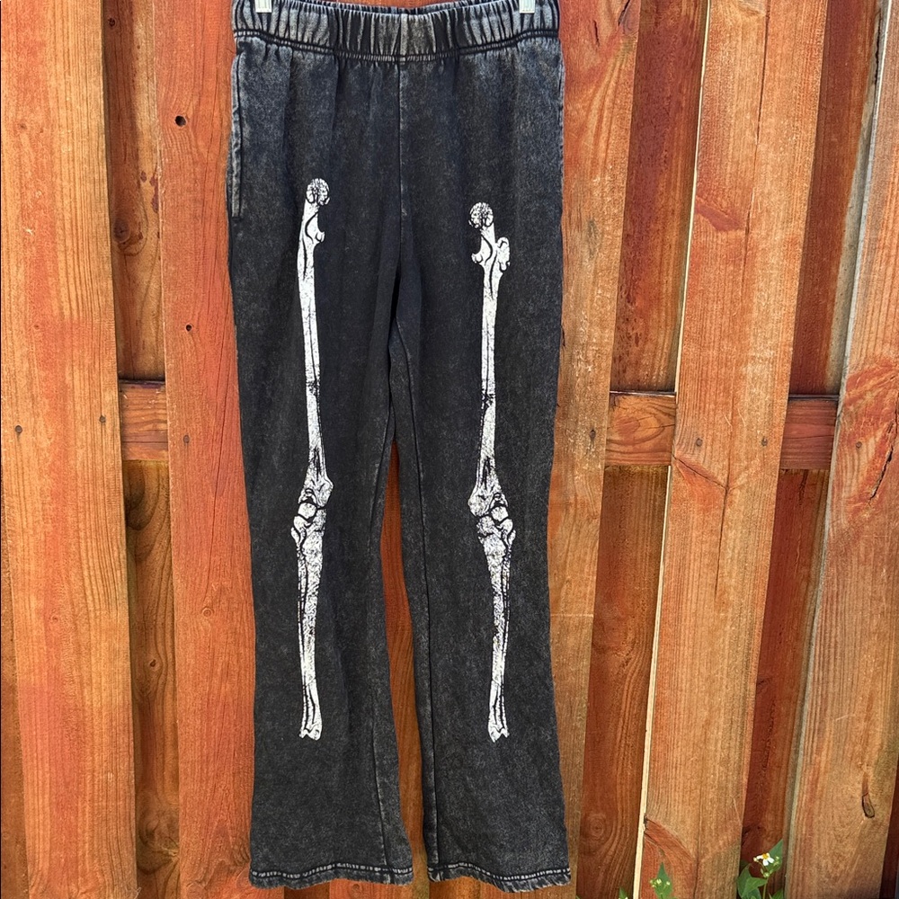 Hills & Valleys Black Pants Size M